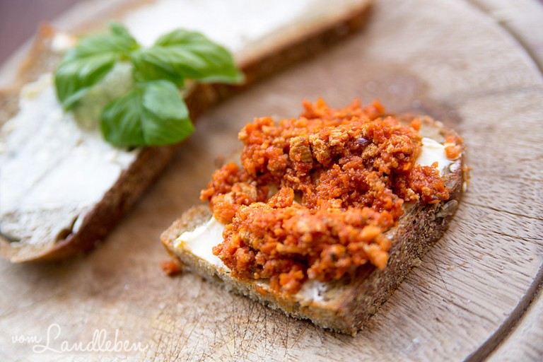 Vegetarische Lasagne mit Tofu-Bolognese | vom Landleben