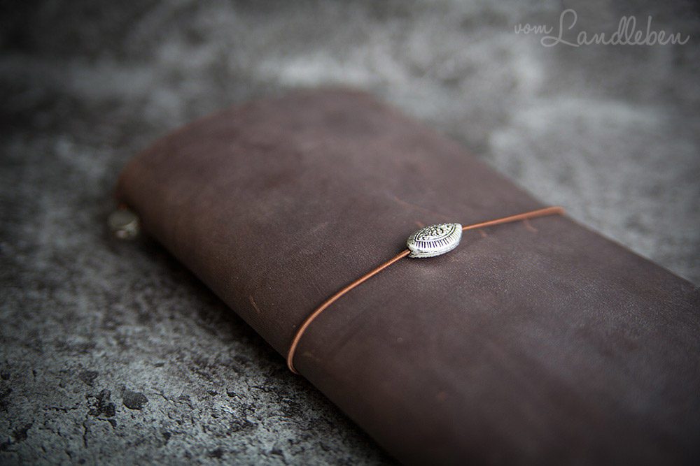 Midori Traveler's Notebook