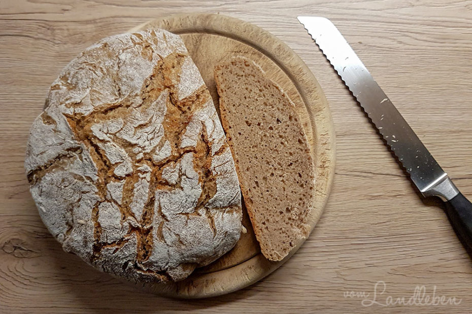 Selbstgebackenes Brot