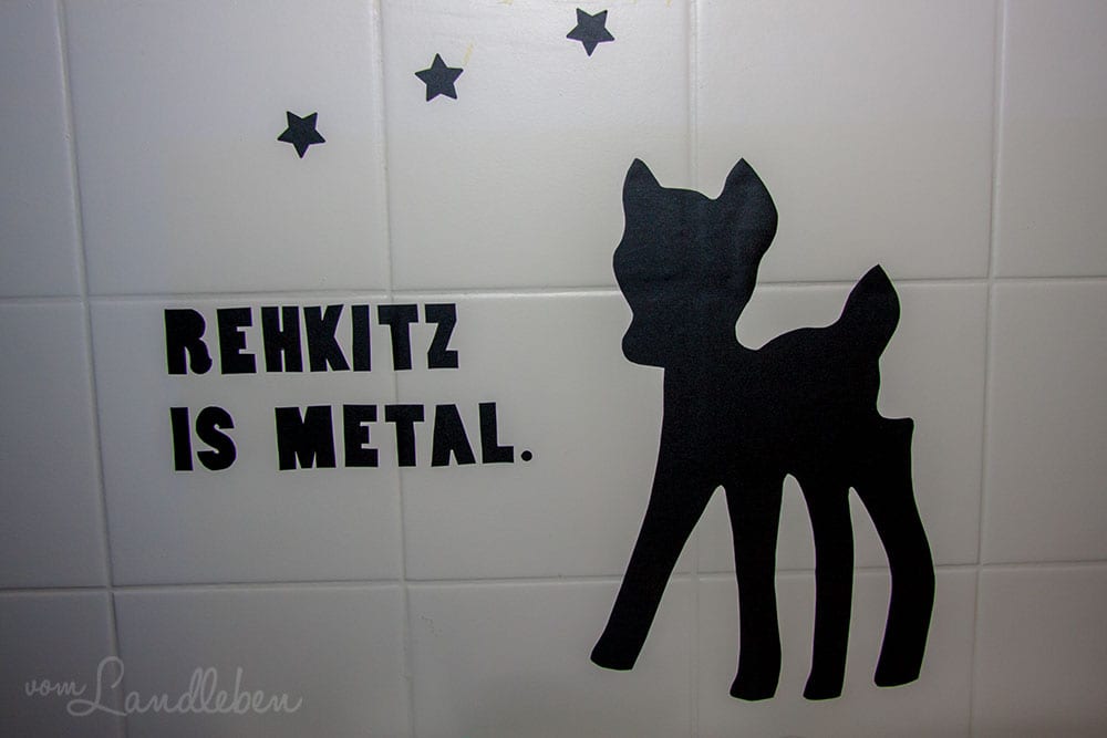 Rehkitz is Metal - DIY-Wanddeko aus Tafelfolie